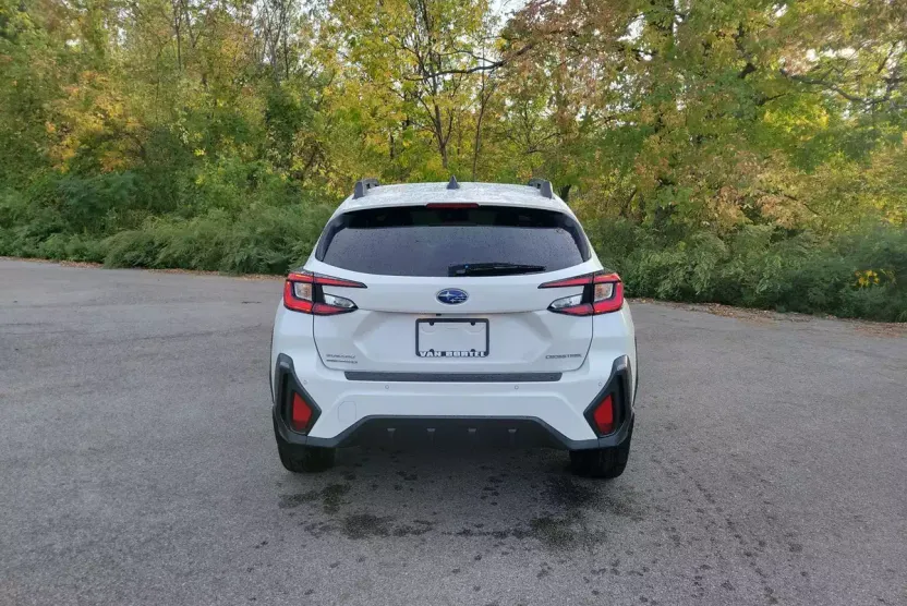 2024 Subaru Crosstrek Limited photo 1