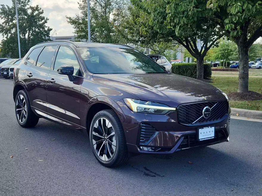 2026 Volvo XC60 B5 Plus photo 1