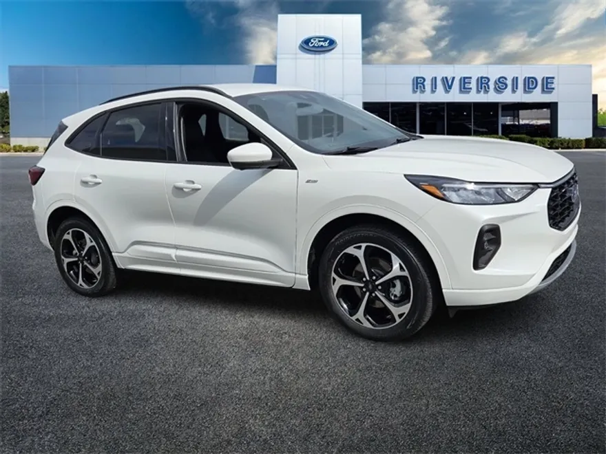 2023 Ford Escape ST-Line Select photo 1