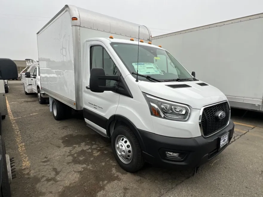 2025 Ford Transit photo 1