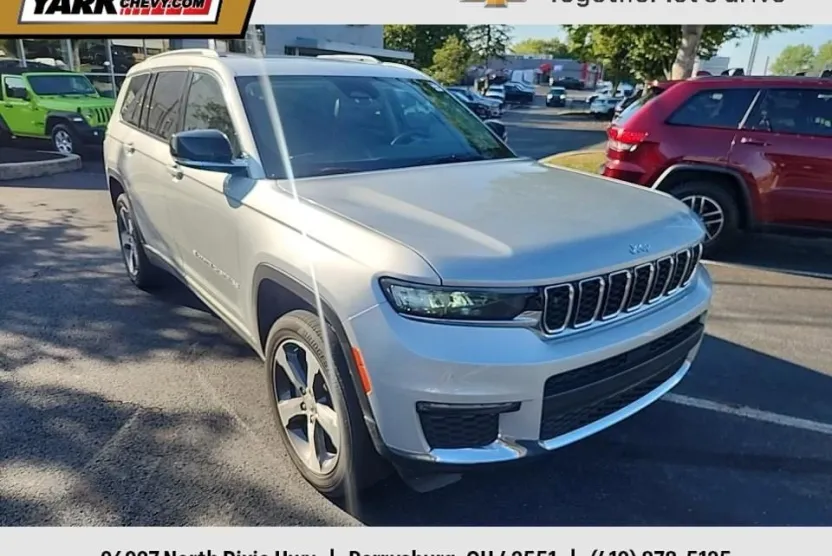 2023 Jeep Grand Cherokee Limited photo 1