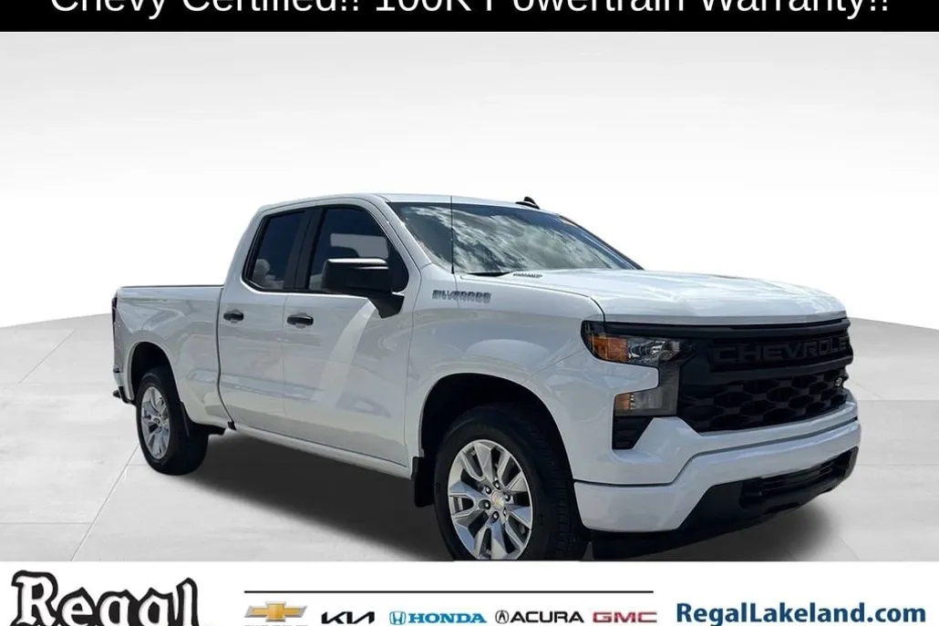 2025 Chevrolet Silverado 1500 Custom photo 1