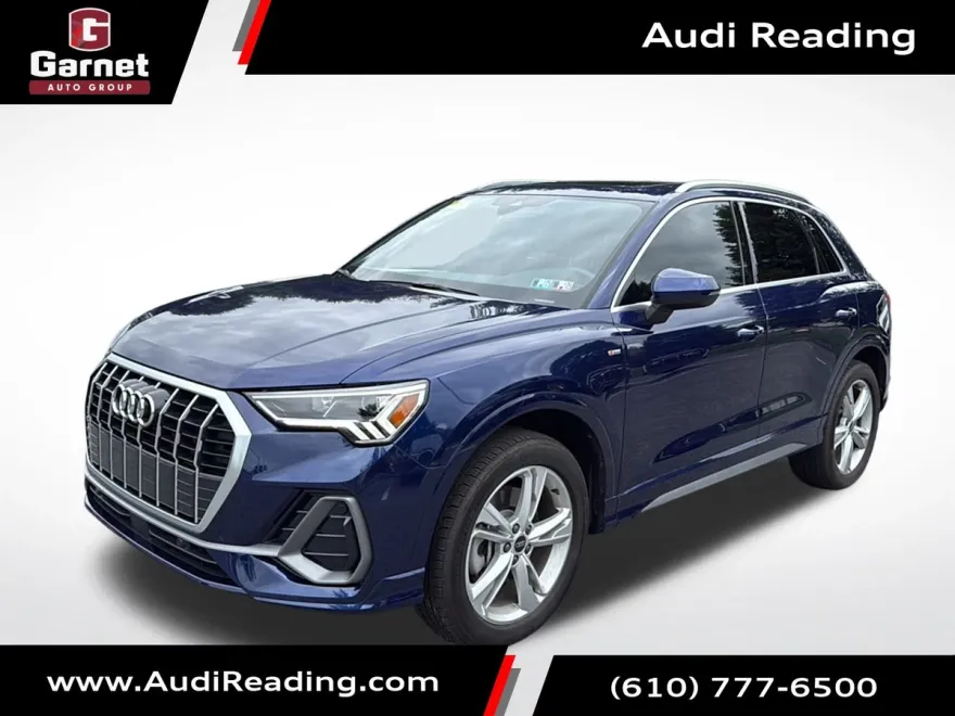 2024 Audi Q3 45 TFSI S line Premium photo 1