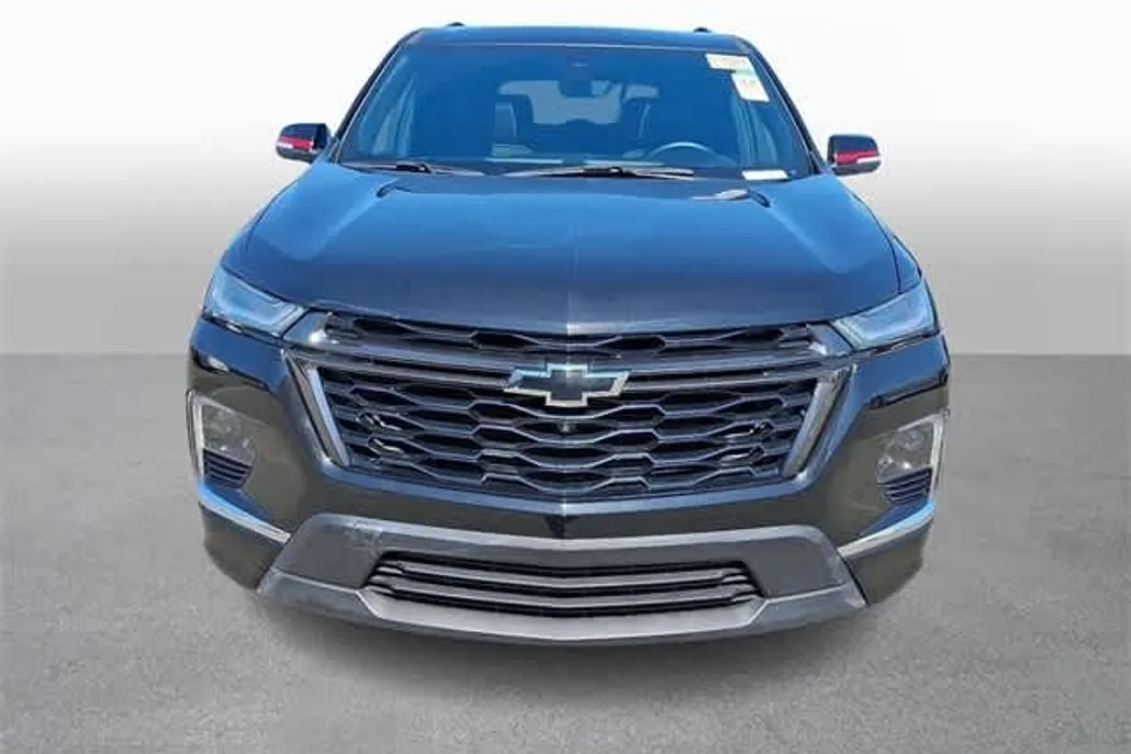 2023 Chevrolet Traverse Premier photo 1