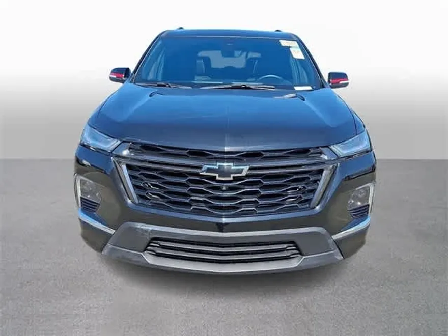 2023 Chevrolet Traverse Premier photo 1