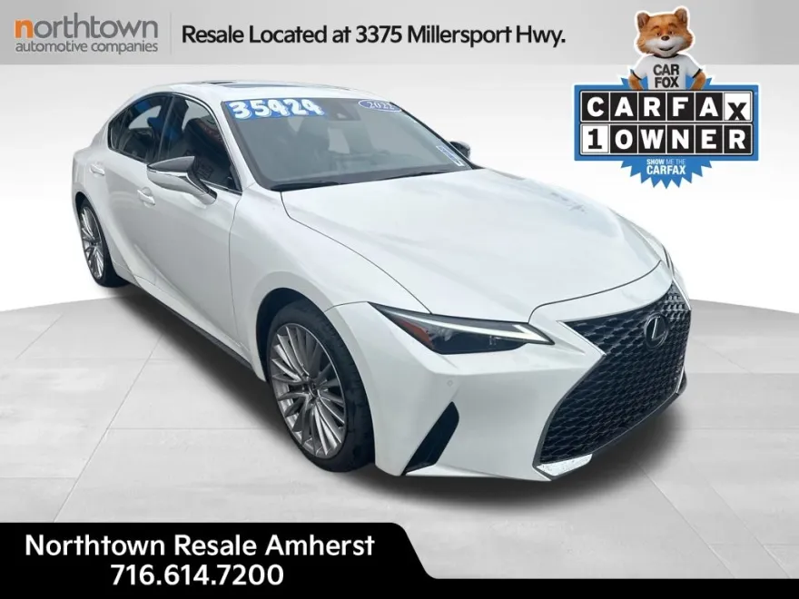 2022 Lexus IS 300 photo 1