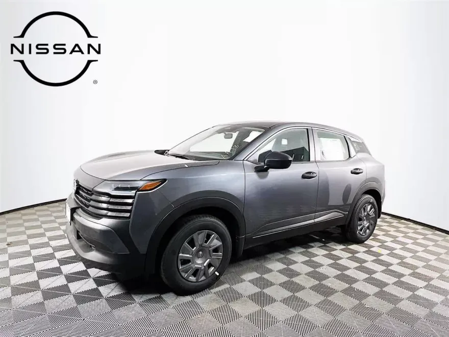 2025 Nissan Kicks S photo 1