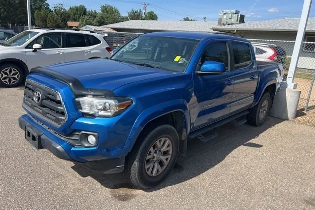 2017 Toyota Tacoma Base photo 1