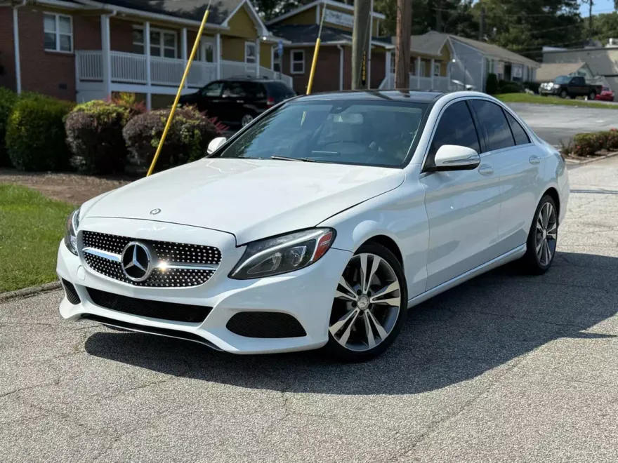2015 Mercedes Benz C 300 Sedan photo 1