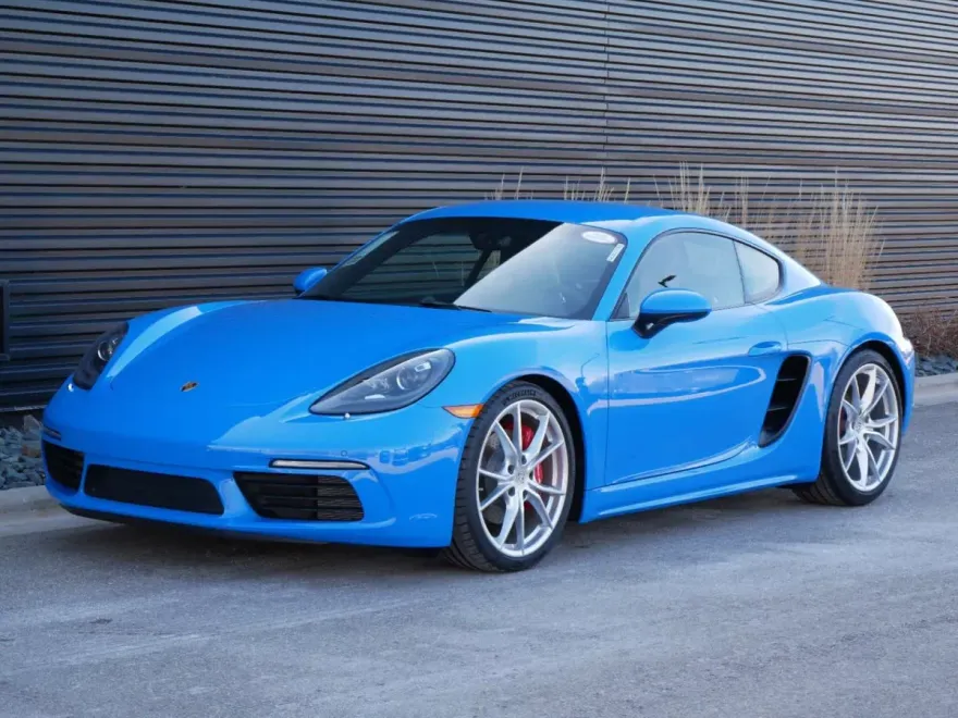 2025 Porsche Cayman S photo 1