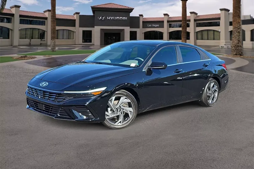 2024 Hyundai Elantra SEL Convenience photo 1