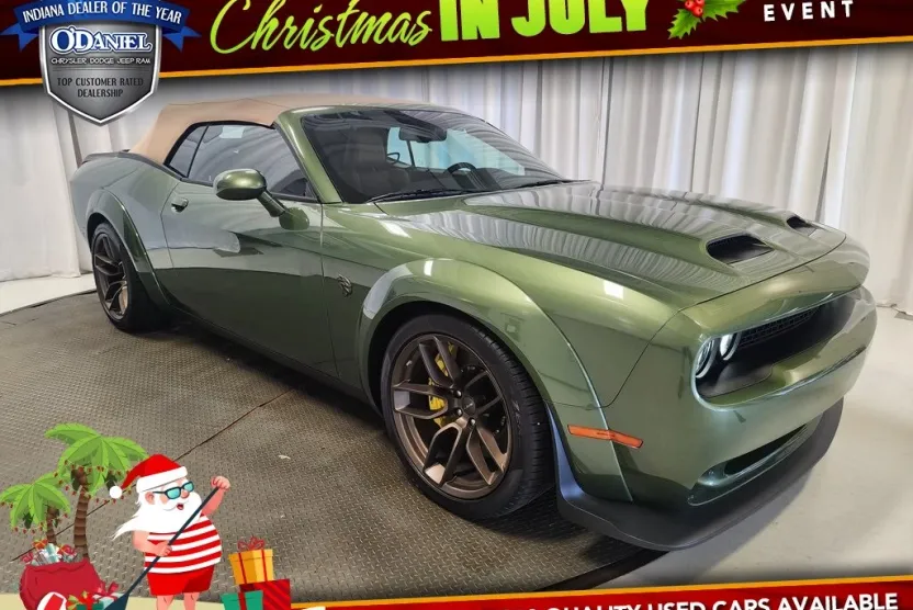 2023 Dodge Challenger SRT8 Hellcat Widebody photo 1
