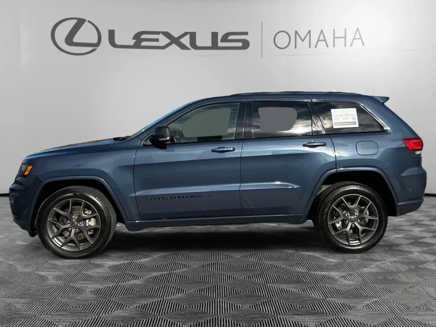 2021 Jeep Grand Cherokee photo 1