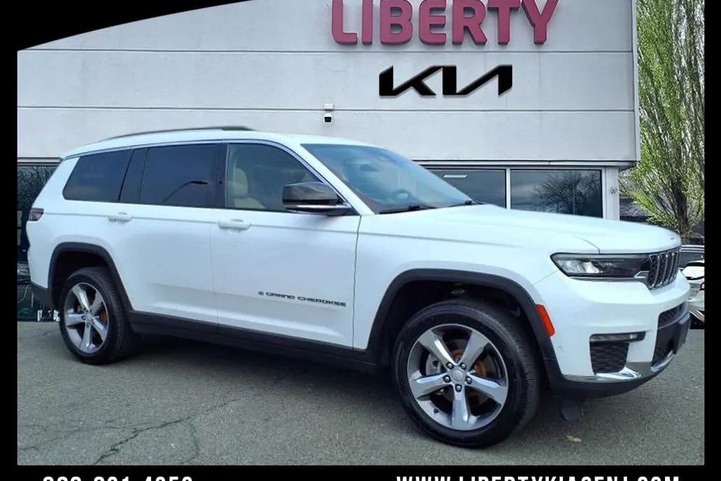 2022 Jeep Grand Cherokee Limited photo 1