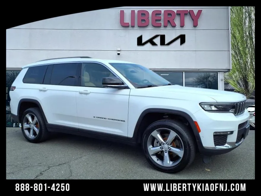 2022 Jeep Grand Cherokee Limited photo 1