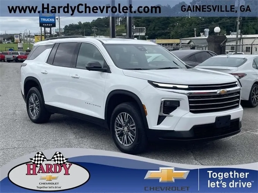 2024 Chevrolet Traverse photo 1