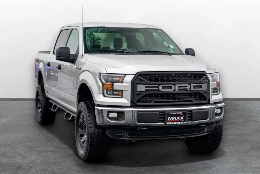 2015 Ford F-150 XLT photo 1