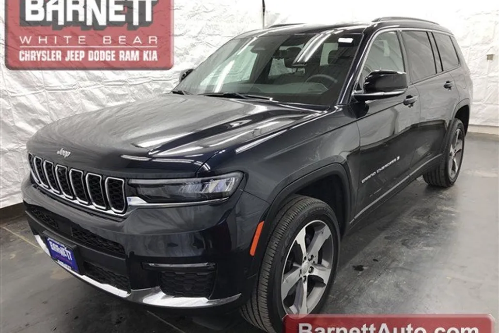 2024 Jeep Grand Cherokee Limited photo 1