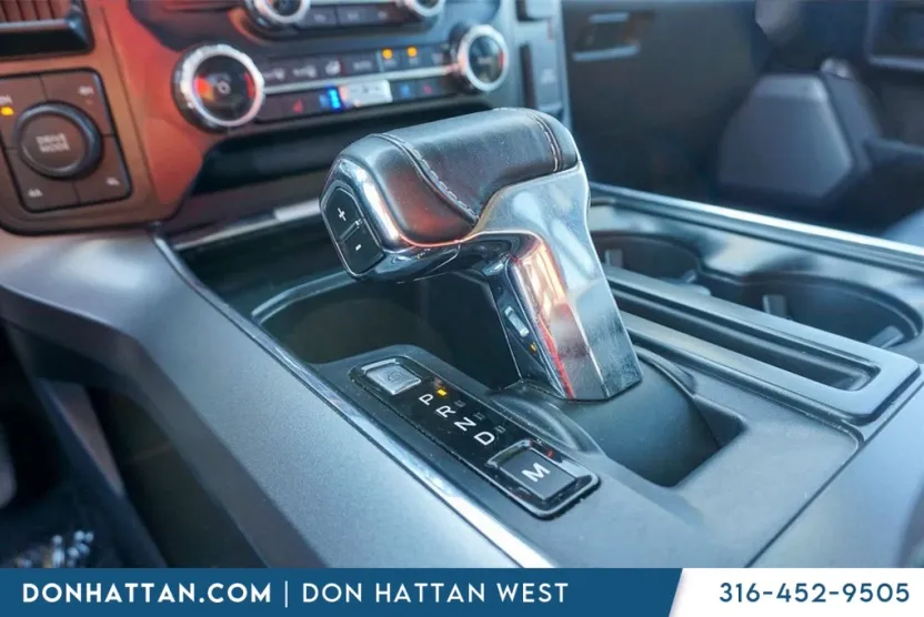 2023 Ford F-150 Lariat photo 1
