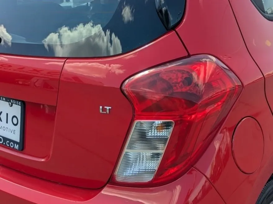 2021 Chevrolet Spark 1LT photo 1