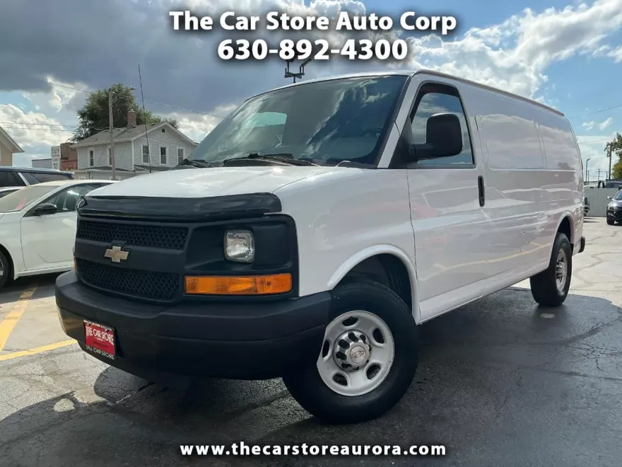 2015 Chevrolet Express Cargo Van 3500 photo 1