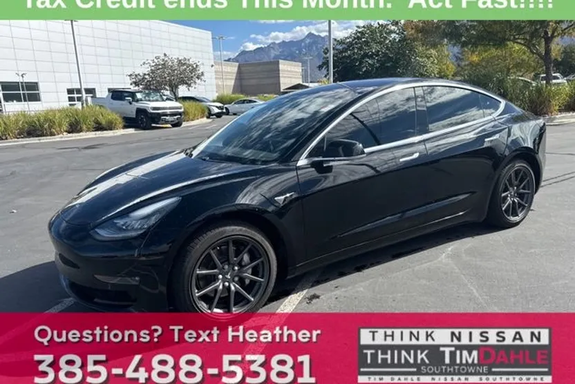 2018 Tesla Model 3 Long Range photo 1