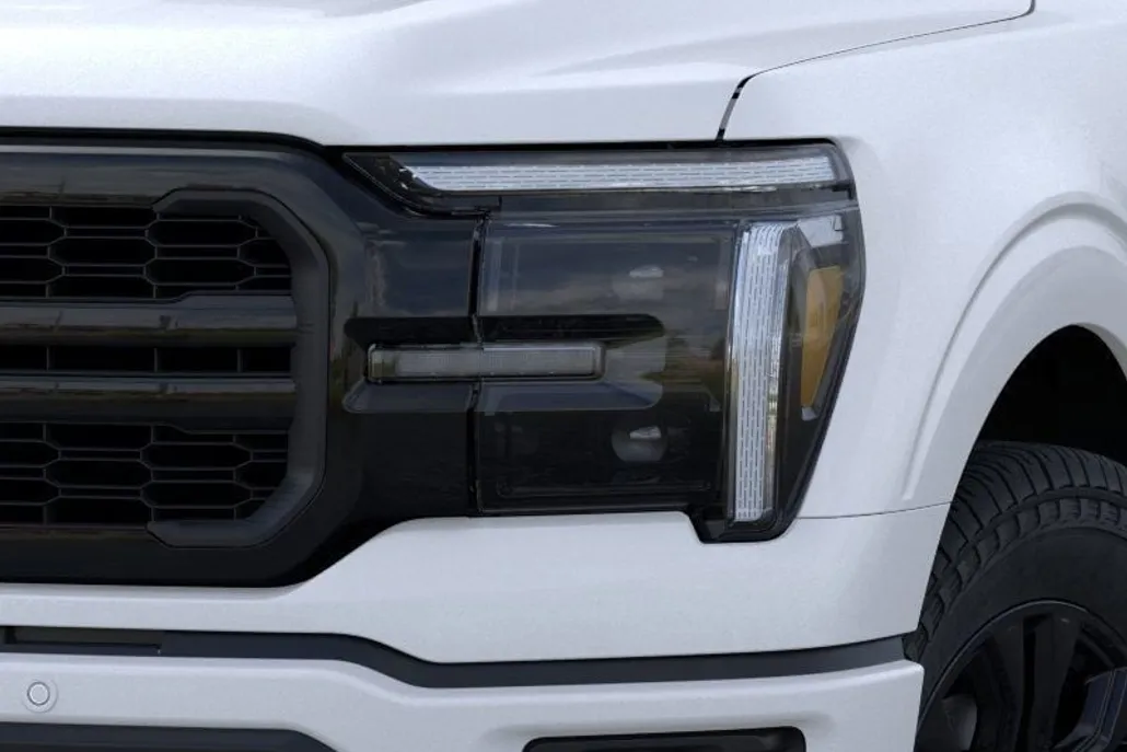 2025 Ford F-150 Lariat photo 1
