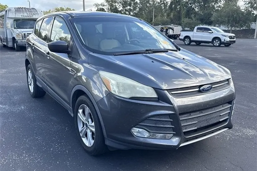 2015 Ford Escape SE photo 1