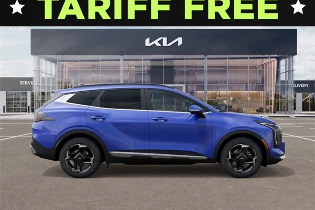 2026 Kia Sportage EX photo 1