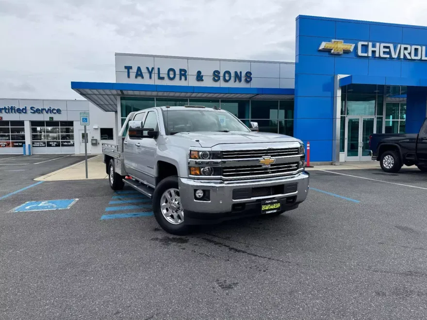 2015 Chevrolet Silverado 3500HD LTZ photo 1