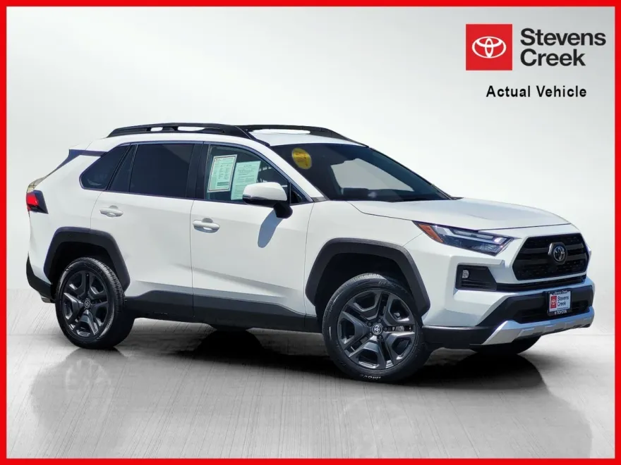 2023 Toyota RAV4 Adventure photo 1