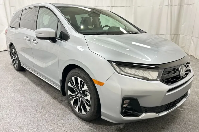 2026 Honda Odyssey Elite photo 1