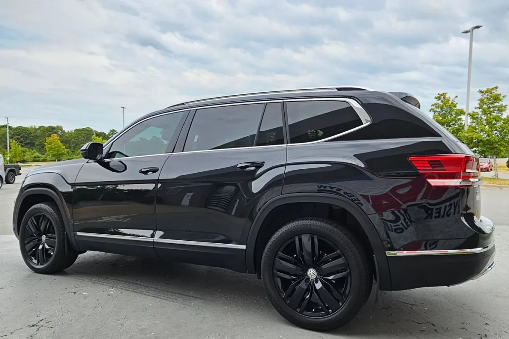 2019 Volkswagen Atlas V6 SEL Premium photo 1