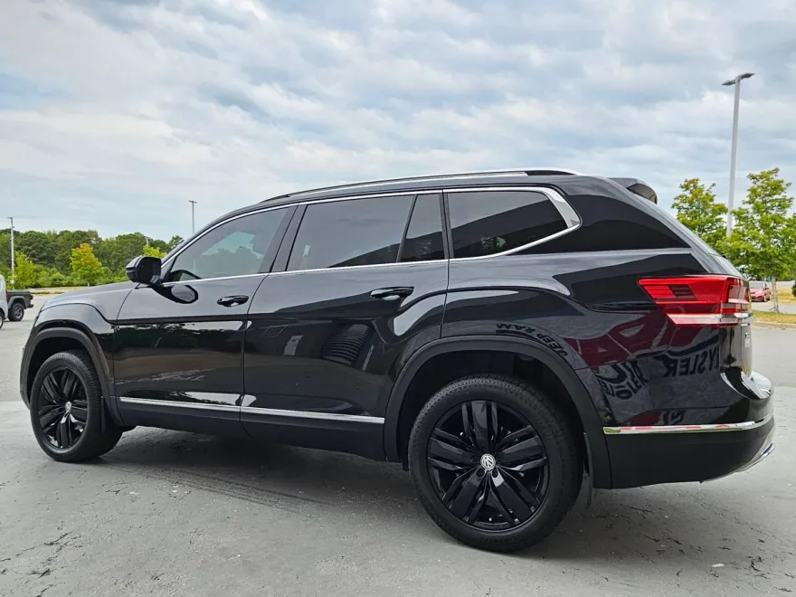 2019 Volkswagen Atlas V6 SEL Premium photo 1