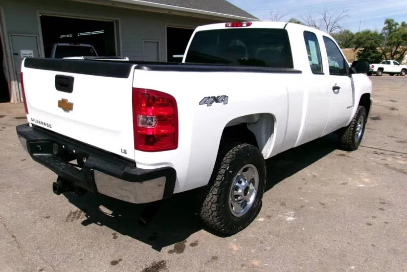 2011 Chevrolet Silverado 2500HD Work Truck photo 1