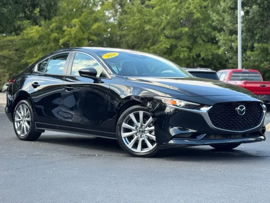 2021 Mazda Mazda3 Preferred photo 1