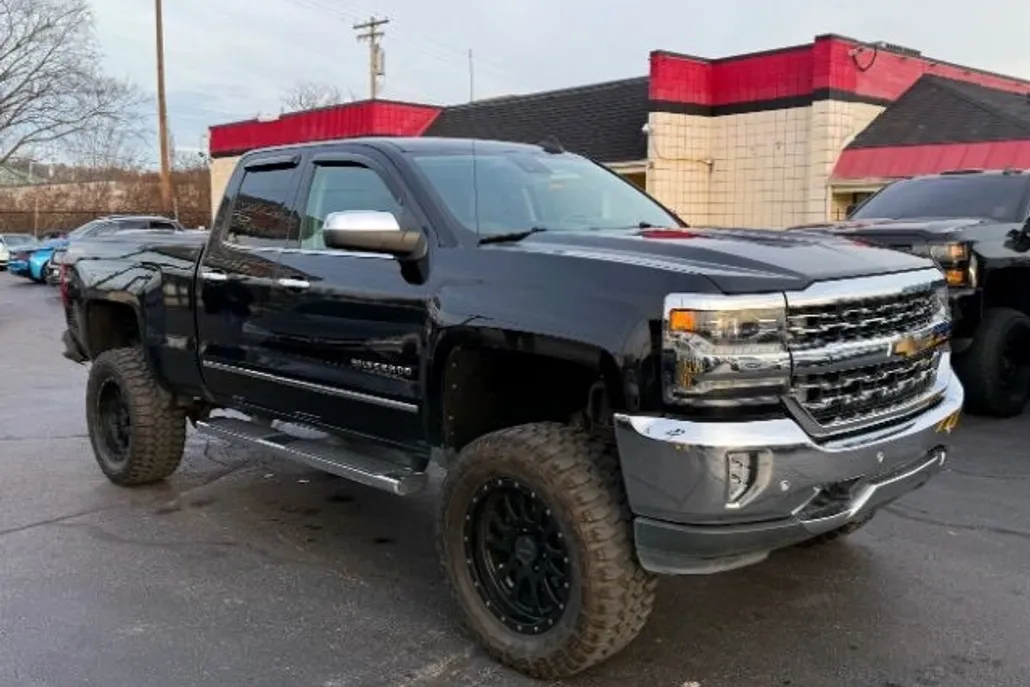 2016 Chevrolet Silverado 1500 LTZ photo 1