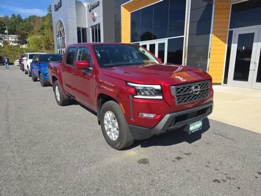 2022 Nissan Frontier SV photo 1