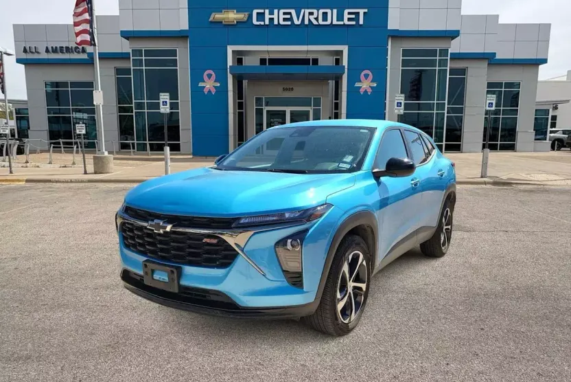 2025 Chevrolet Trax photo 1