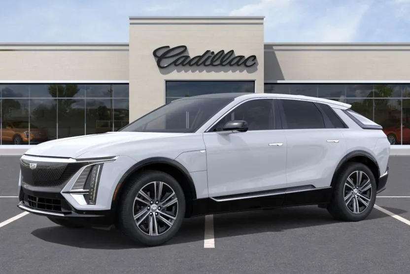 2026 Cadillac Lyriq Luxury photo 1