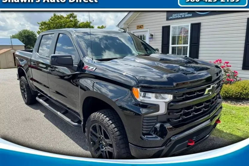 2024 Chevrolet Silverado 1500 Trail Boss LT photo 1