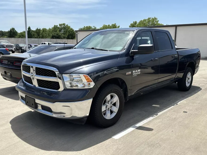 2019 Ram 1500 Classic SLT photo 1