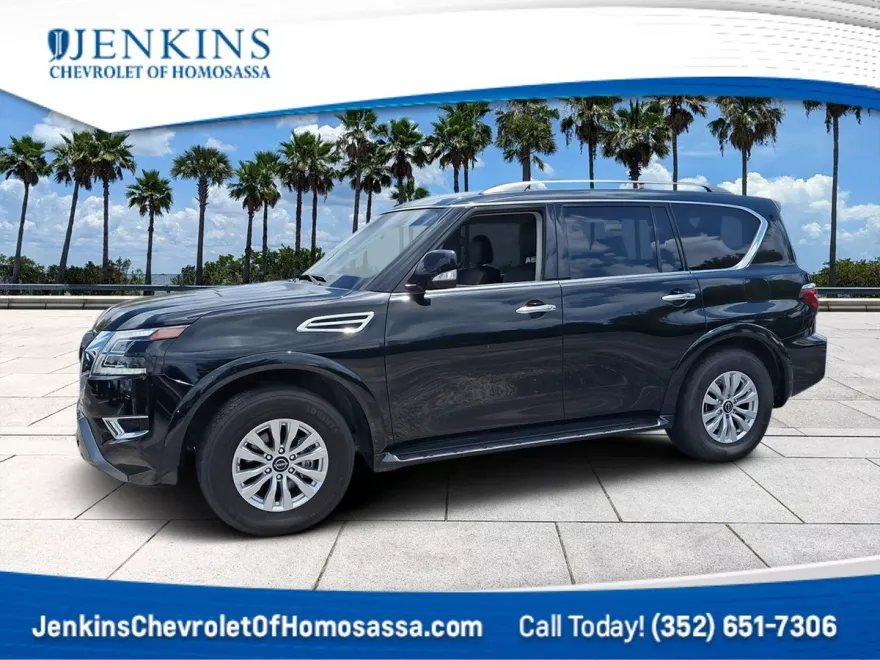 2023 Nissan Armada SV photo 1