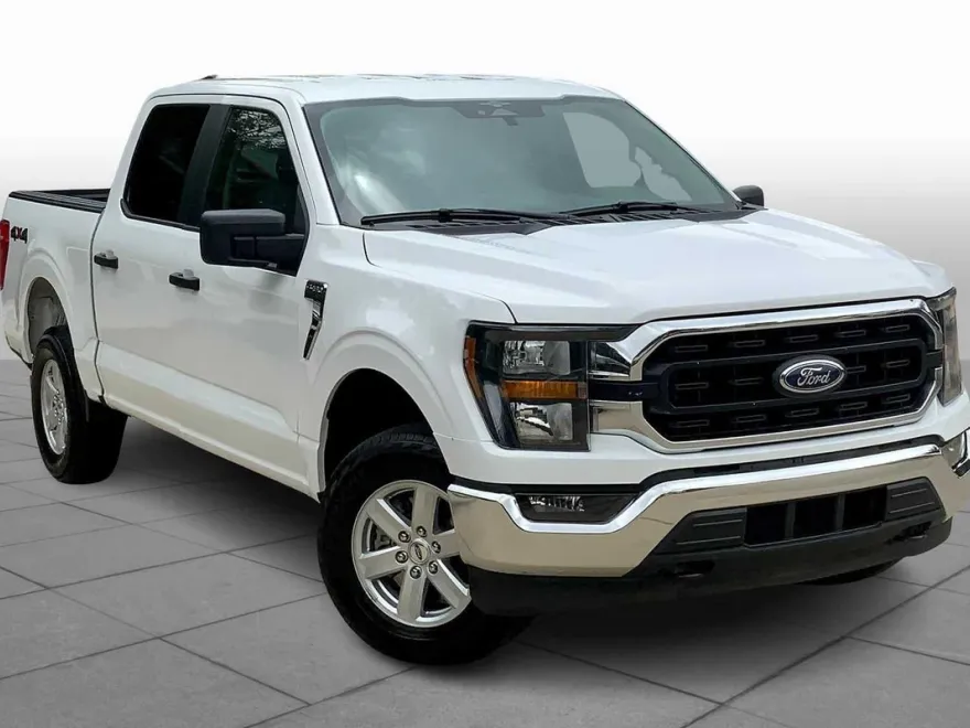 2023 Ford F-150 XLT photo 1