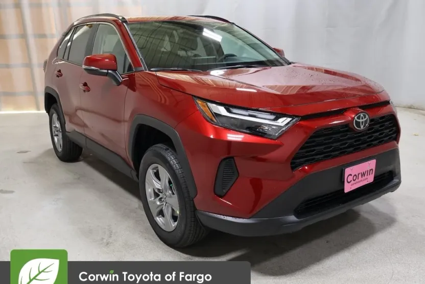 2025 Toyota RAV4 XLE photo 1