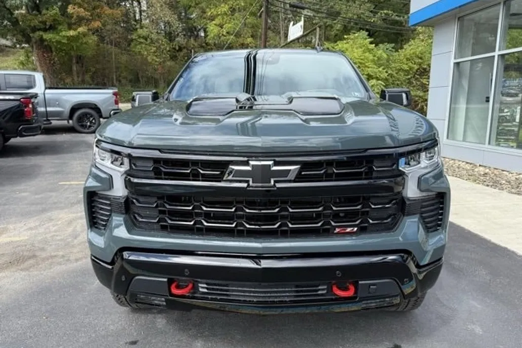 2026 Chevrolet Silverado 1500 LT Trail Boss photo 1