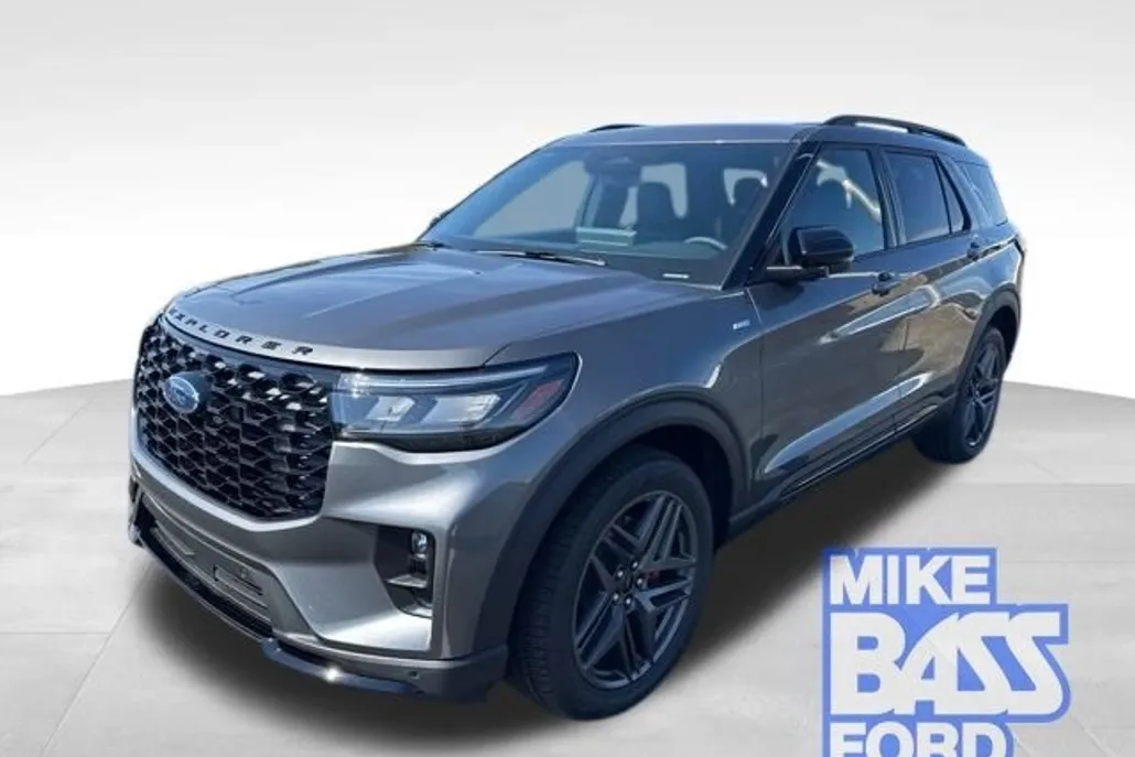 2025 Ford Explorer ST-Line photo 1