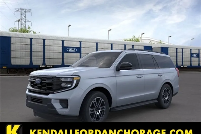 2025 Ford Expedition photo 1