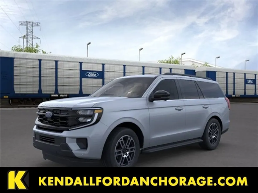2025 Ford Expedition photo 1