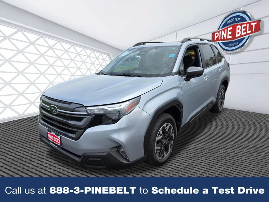 2025 Subaru Forester Premium Base photo 1